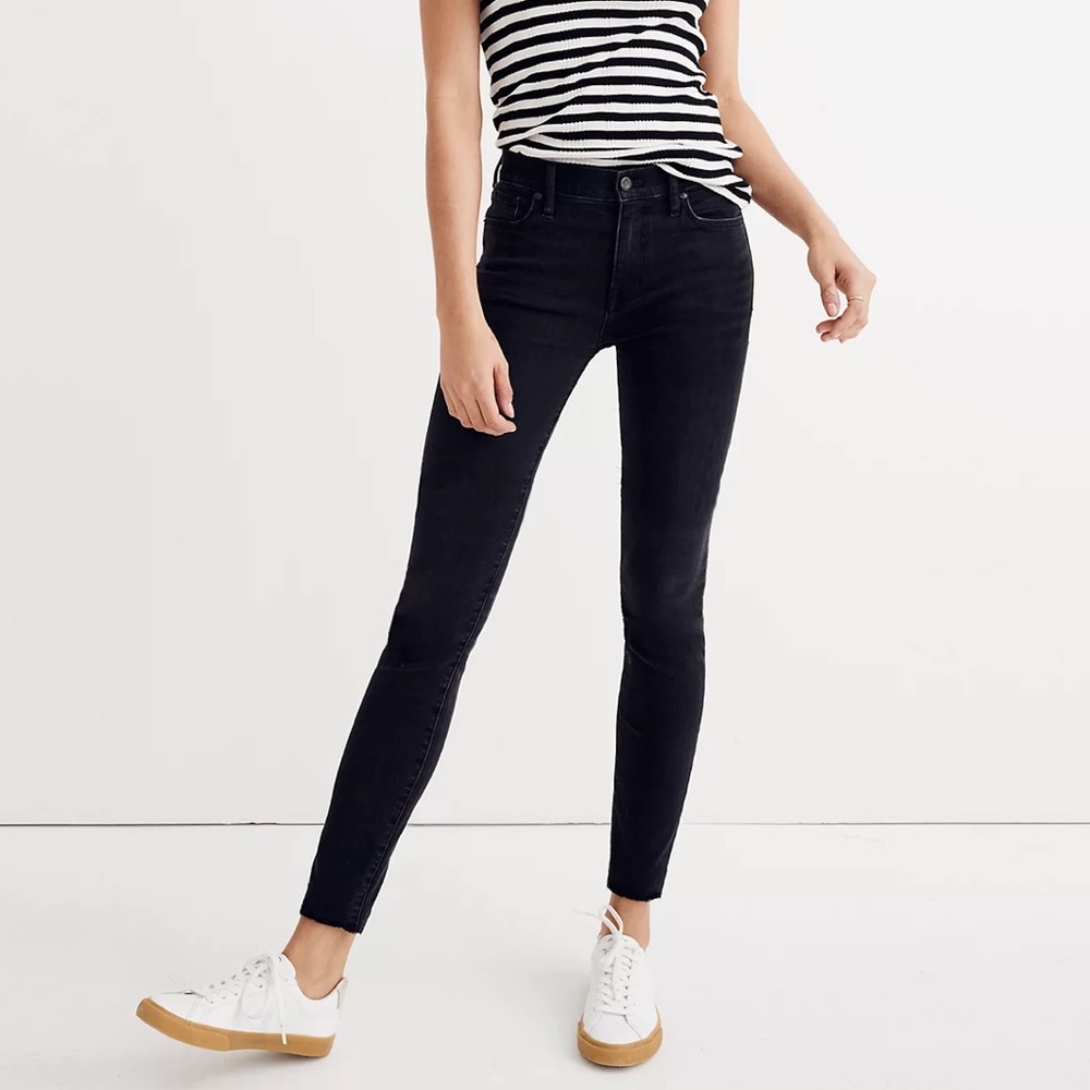 Madewell 9 inch Skinny Jean in Black